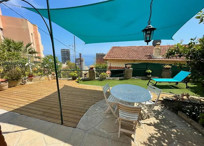 Maison Avec Jardin, Vue Mer Aux Portes De Monaco